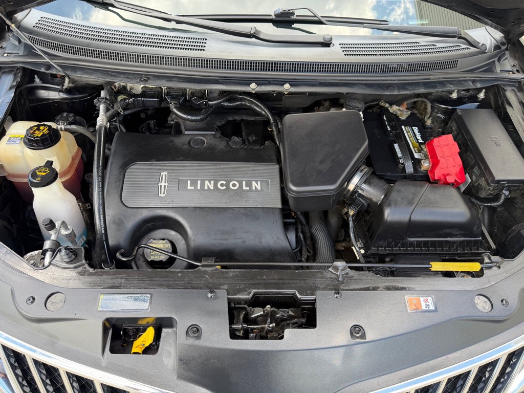 Used 2012 Lincoln MKX FWD image 27