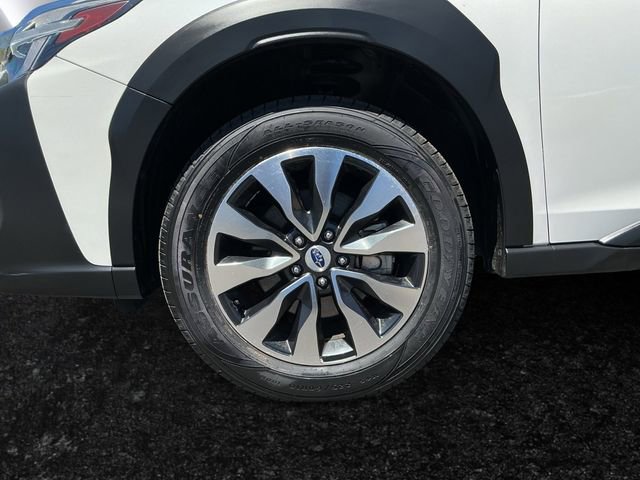 Used 2023 Subaru Outback Limited AWD/4WD image 5