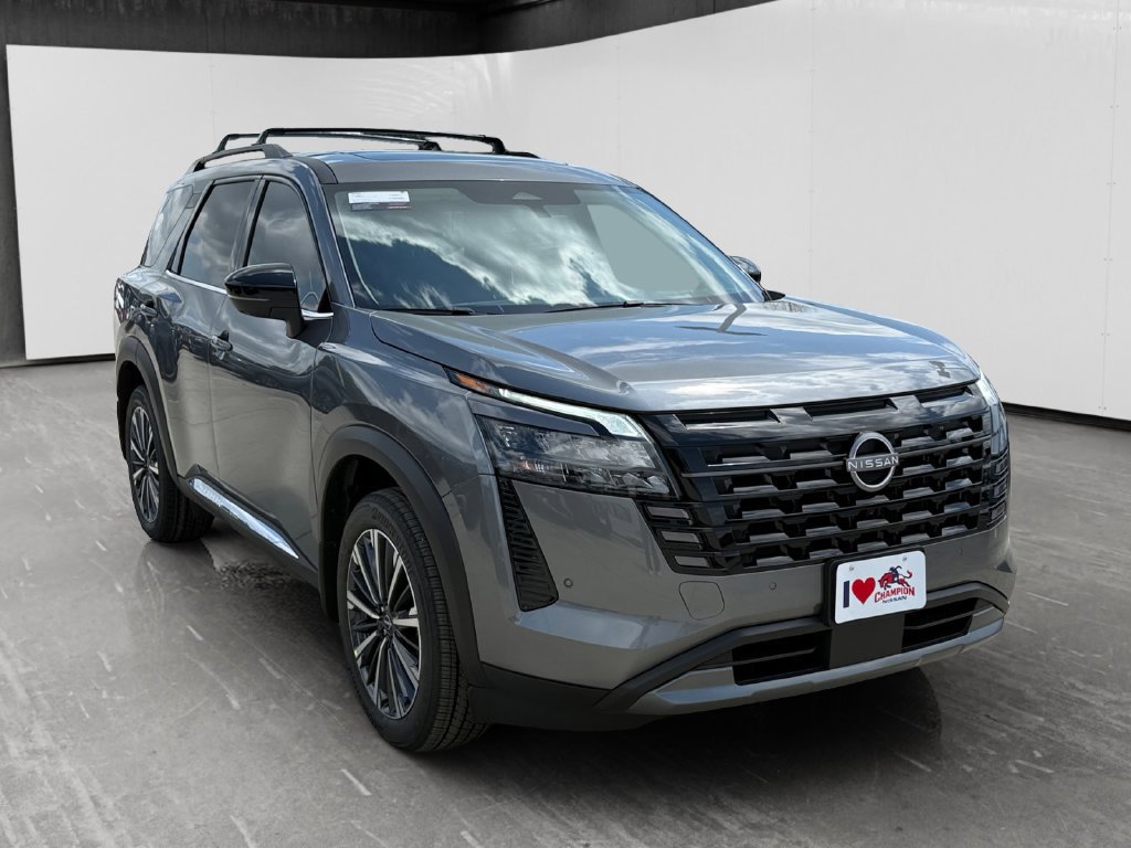 New 2026 Nissan Pathfinder Platinum w/ Cargo Package FWD image 7