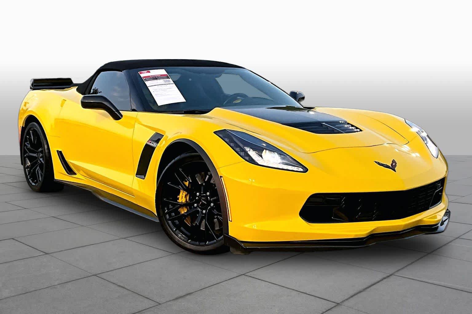 Used 2017 Chevrolet Corvette Z06 RWD image 3