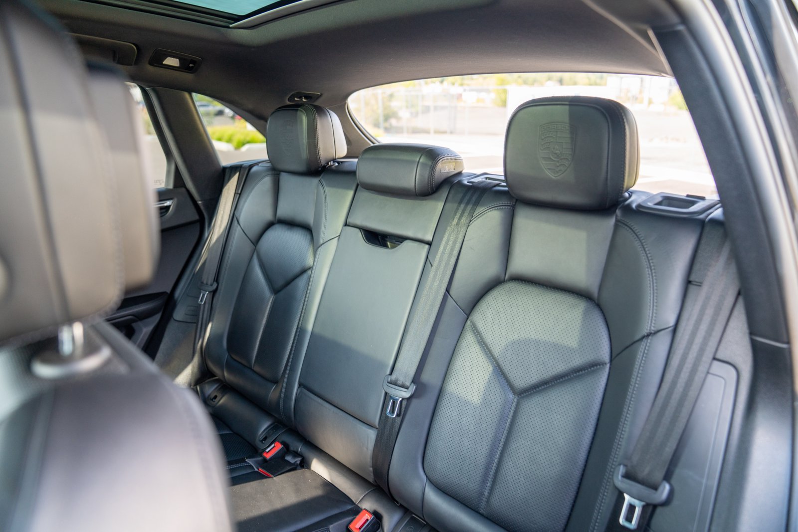 Used 2018 Porsche Macan S AWD/4WD image 24