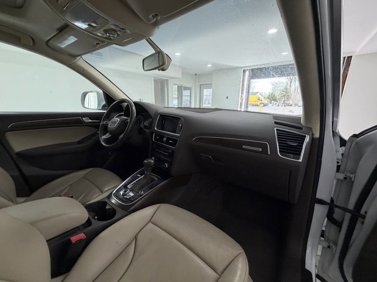 Used 2015 Audi Q5 2.0T Premium image 16