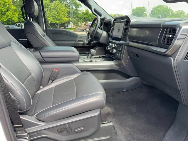 Used 2025 Ford F150 Lariat AWD/4WD image 8