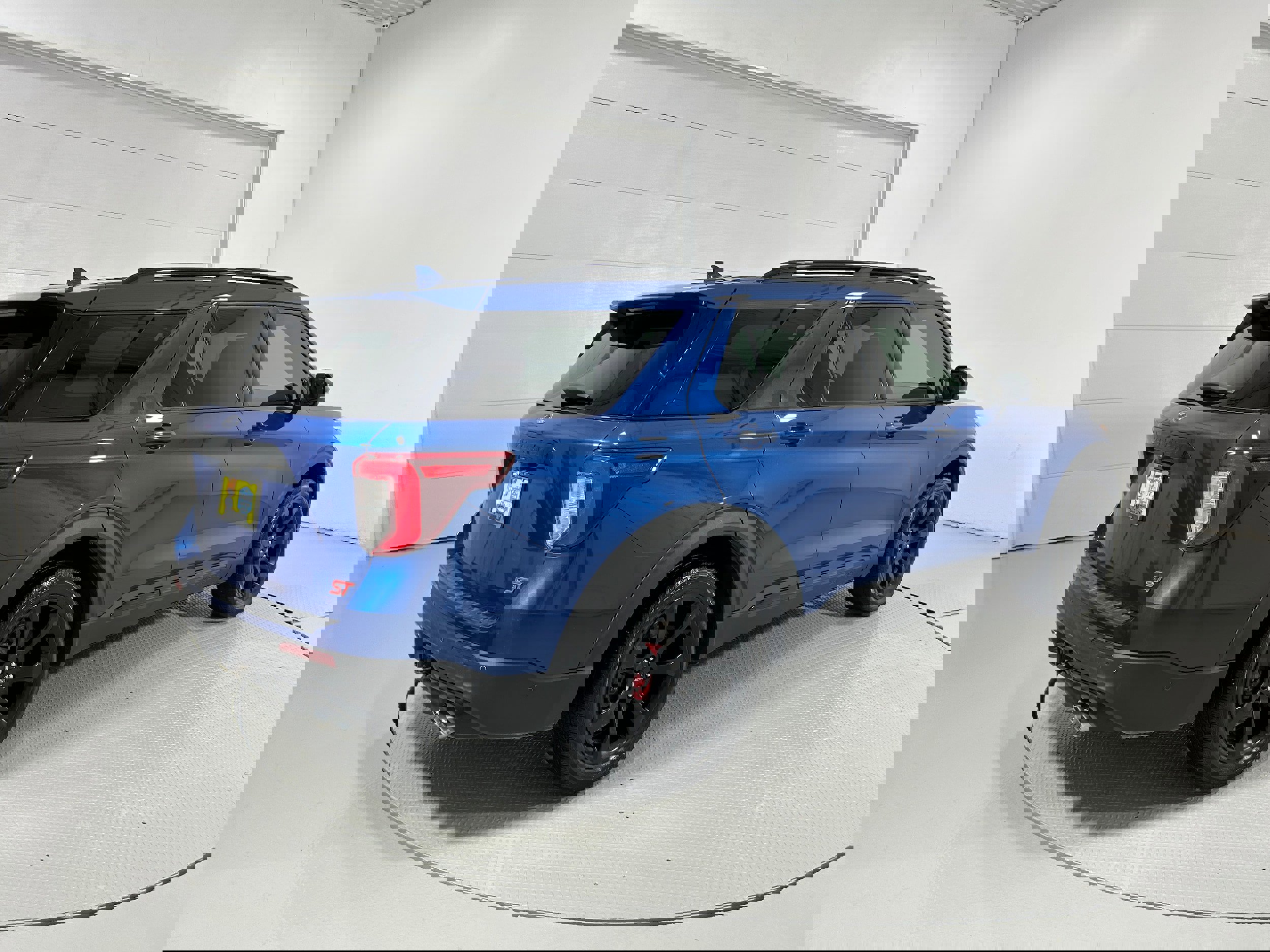 Used 2020 Ford Explorer ST w/ ST Street Pack image 40