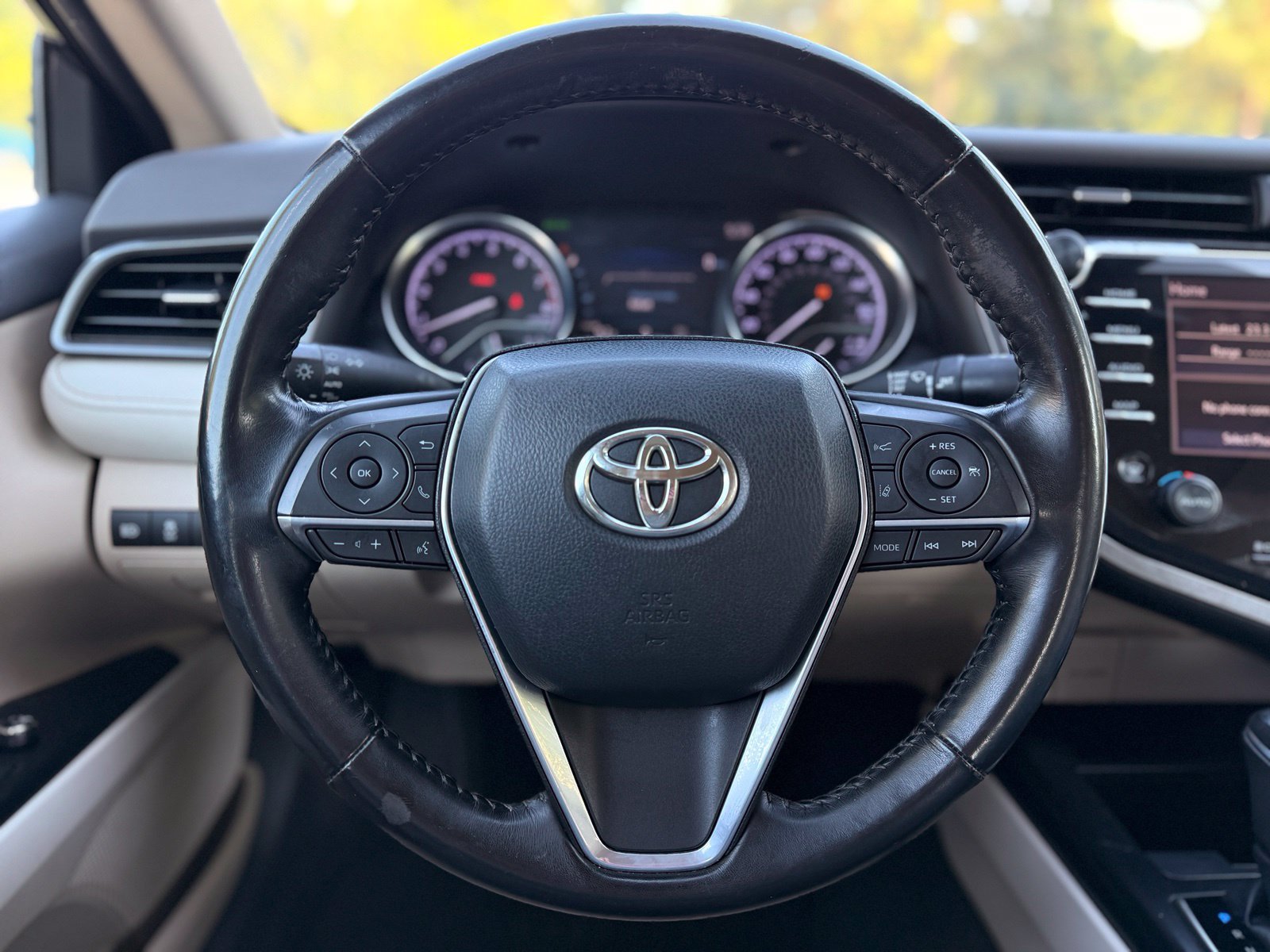 Used 2019 Toyota Camry XLE w/ Carpet Mat Package FWD image 24