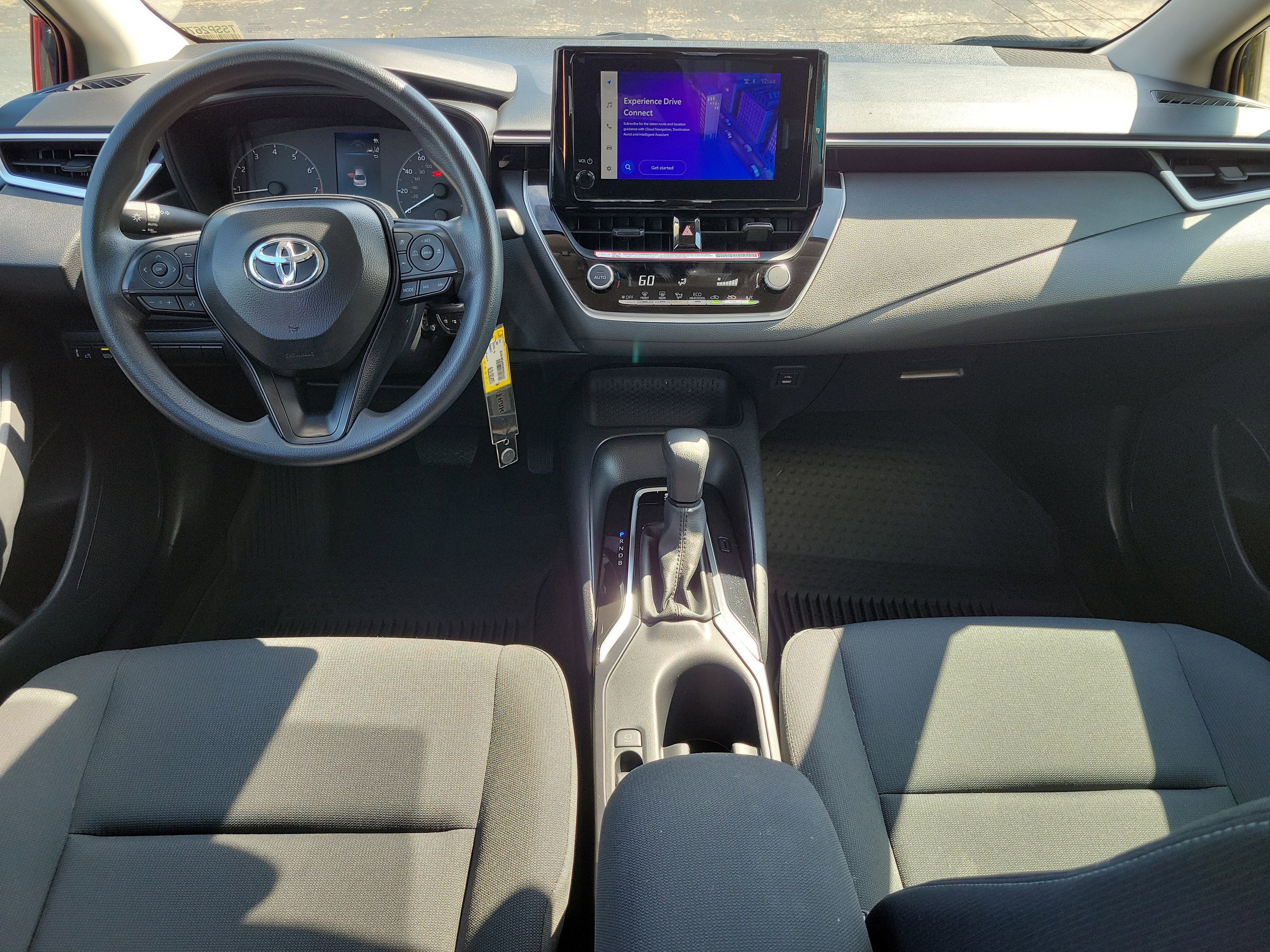 Used 2025 Toyota Corolla LE image 14