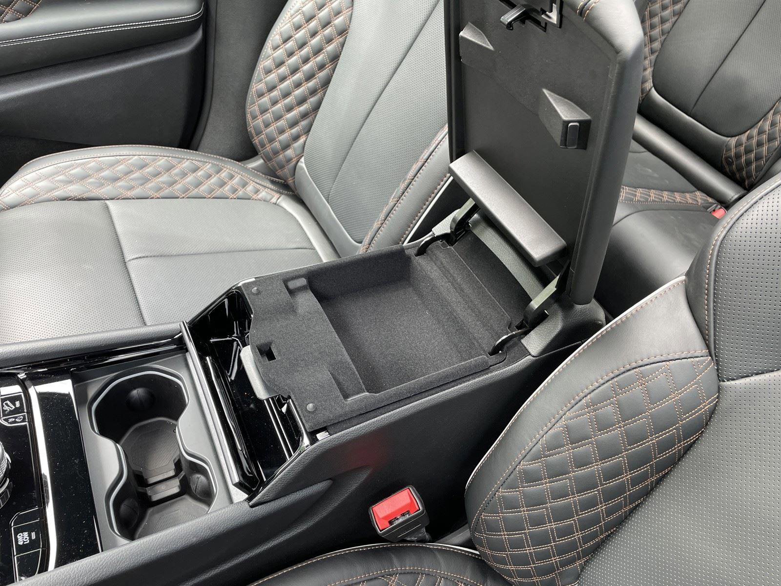 Used 2025 Jeep Grand Cherokee Summit w/ Adv Protech Group IV AWD/4WD image 29