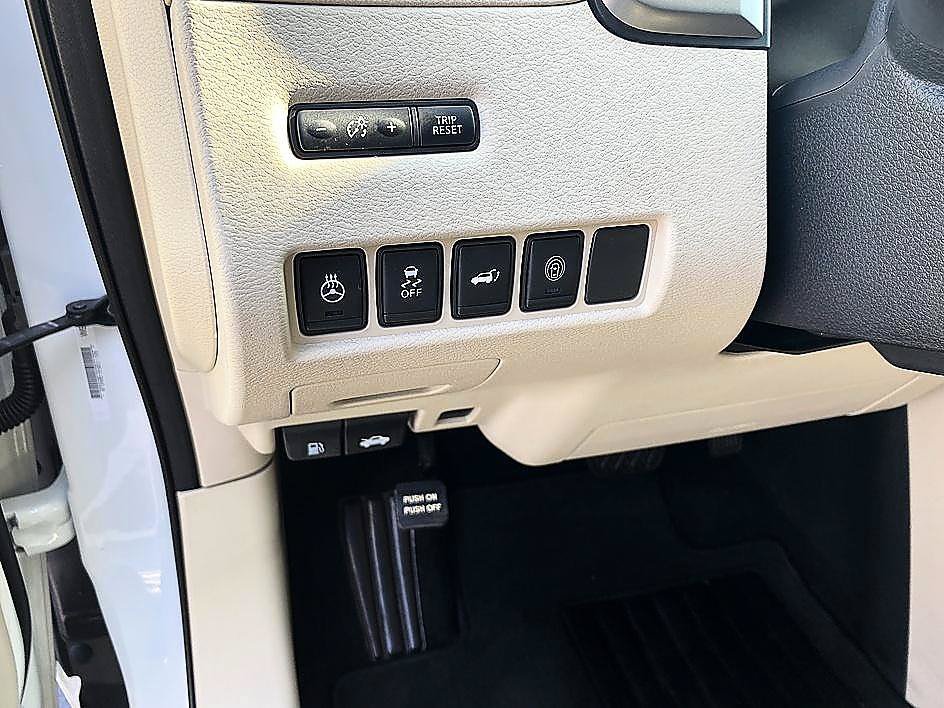 Used 2019 Nissan Murano SL w/ SL Technology Package FWD image 23