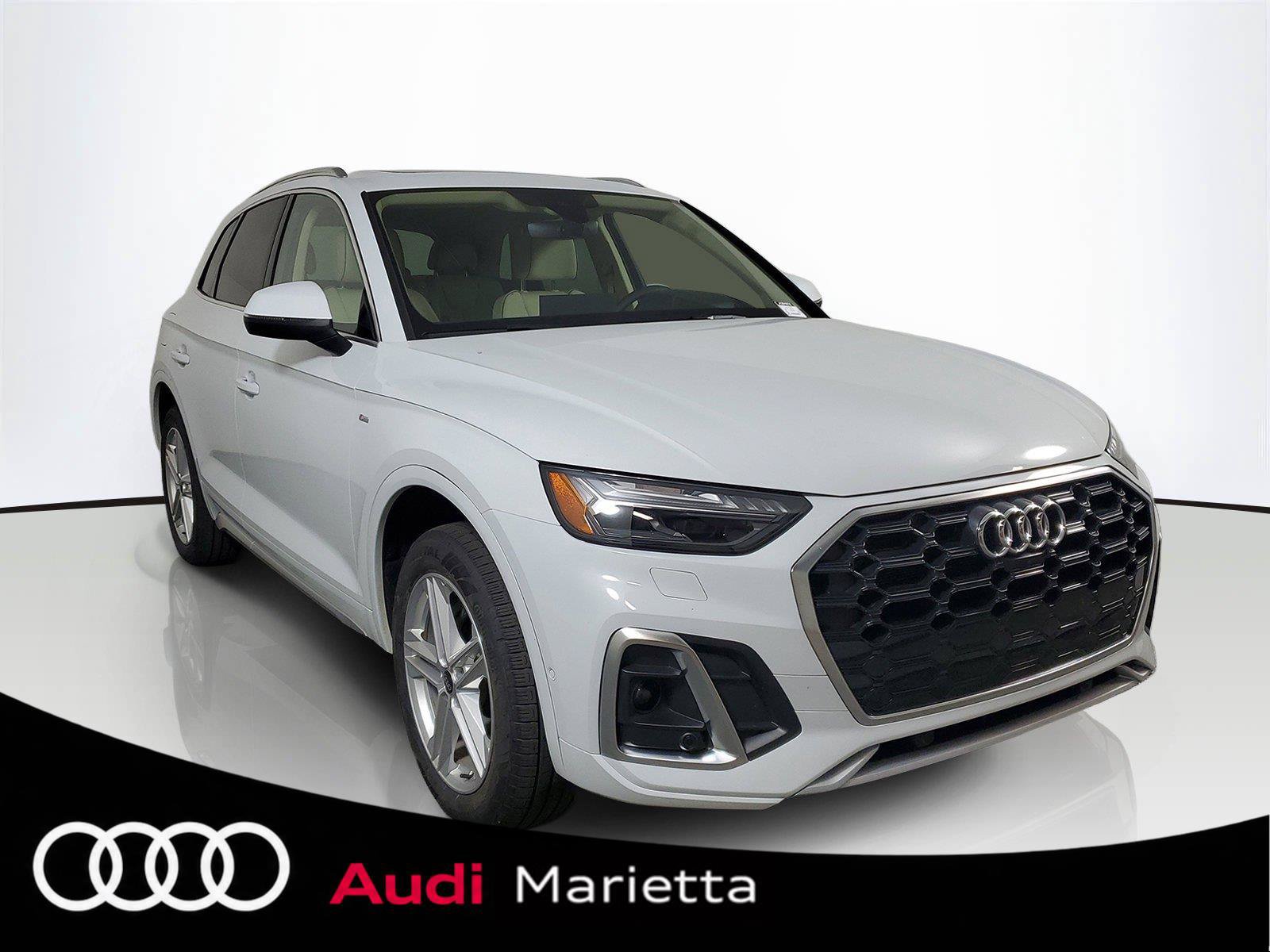 Used 2023 Audi Q5 e Prestige AWD/4WD image 1