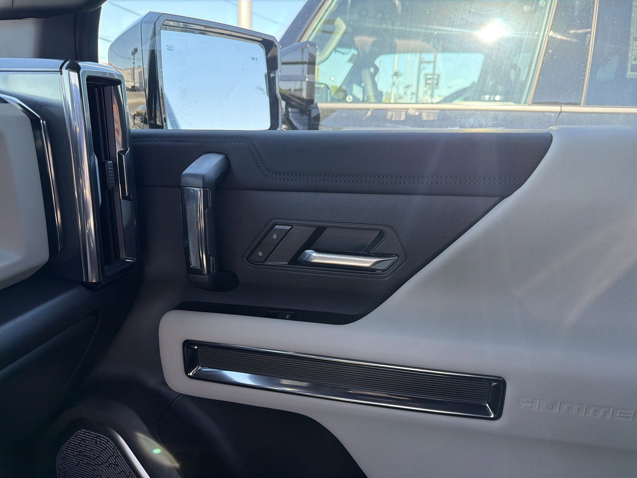 New 2026 GMC Hummer EV SUV image 19