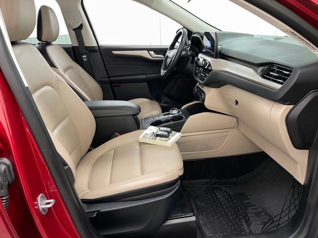 Used 2021 Ford Escape SEL w/ Technology Package FWD image 36