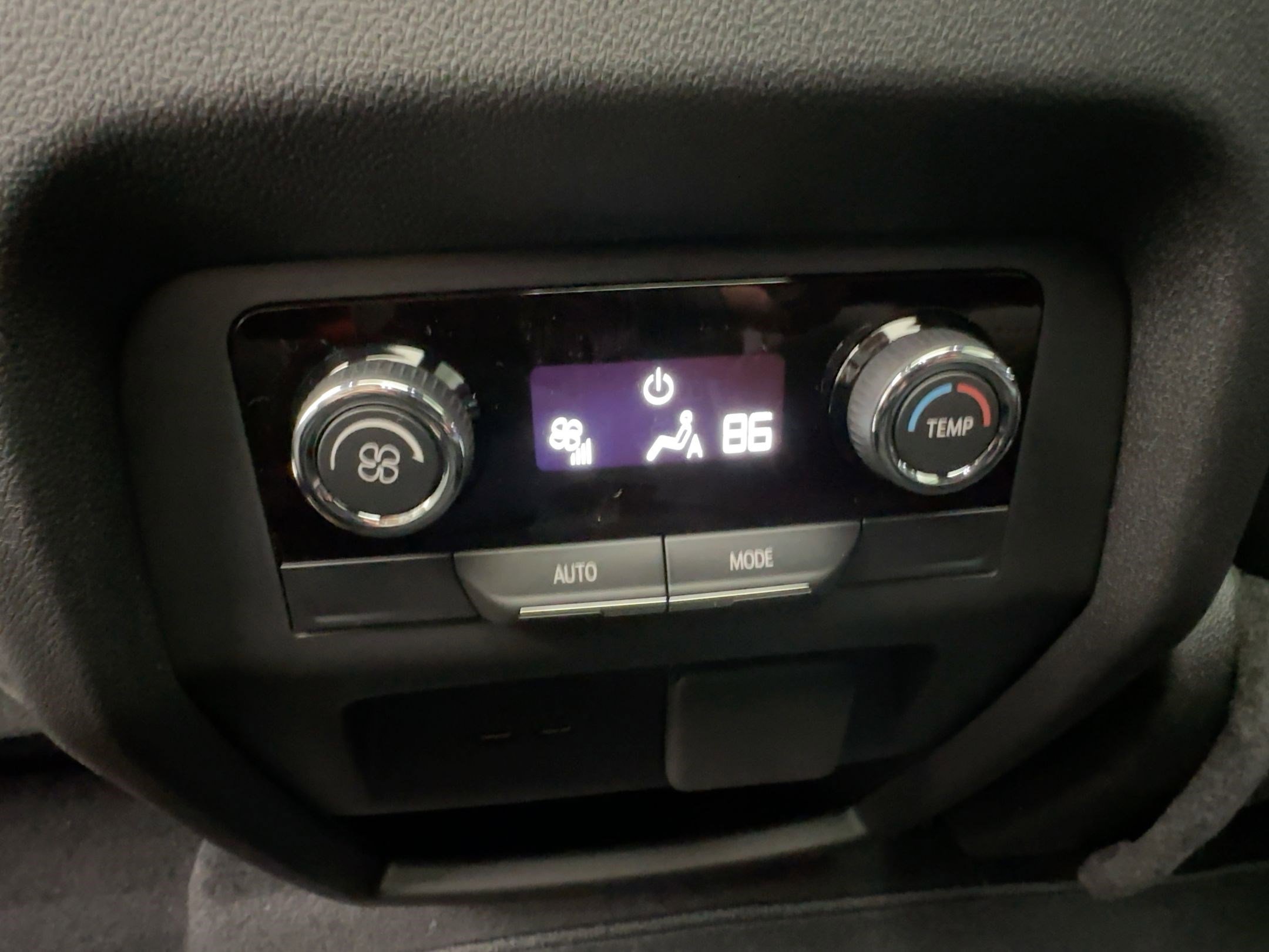 New 2026 Chevrolet Traverse Z71 w/ Driver Confidence Package image 33