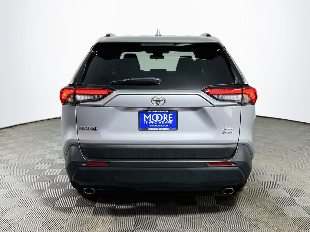Certified 2025 Toyota RAV4 XLE AWD/4WD image 6