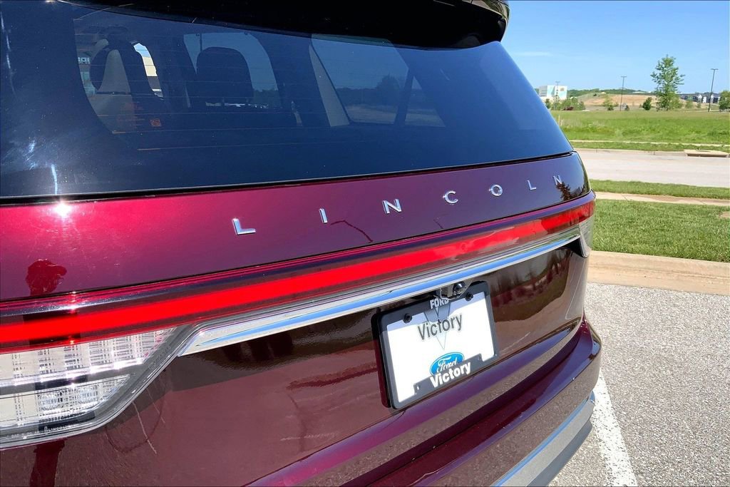 Used 2020 Lincoln Aviator Reserve w/ Equipment Group 202A AWD/4WD image 31