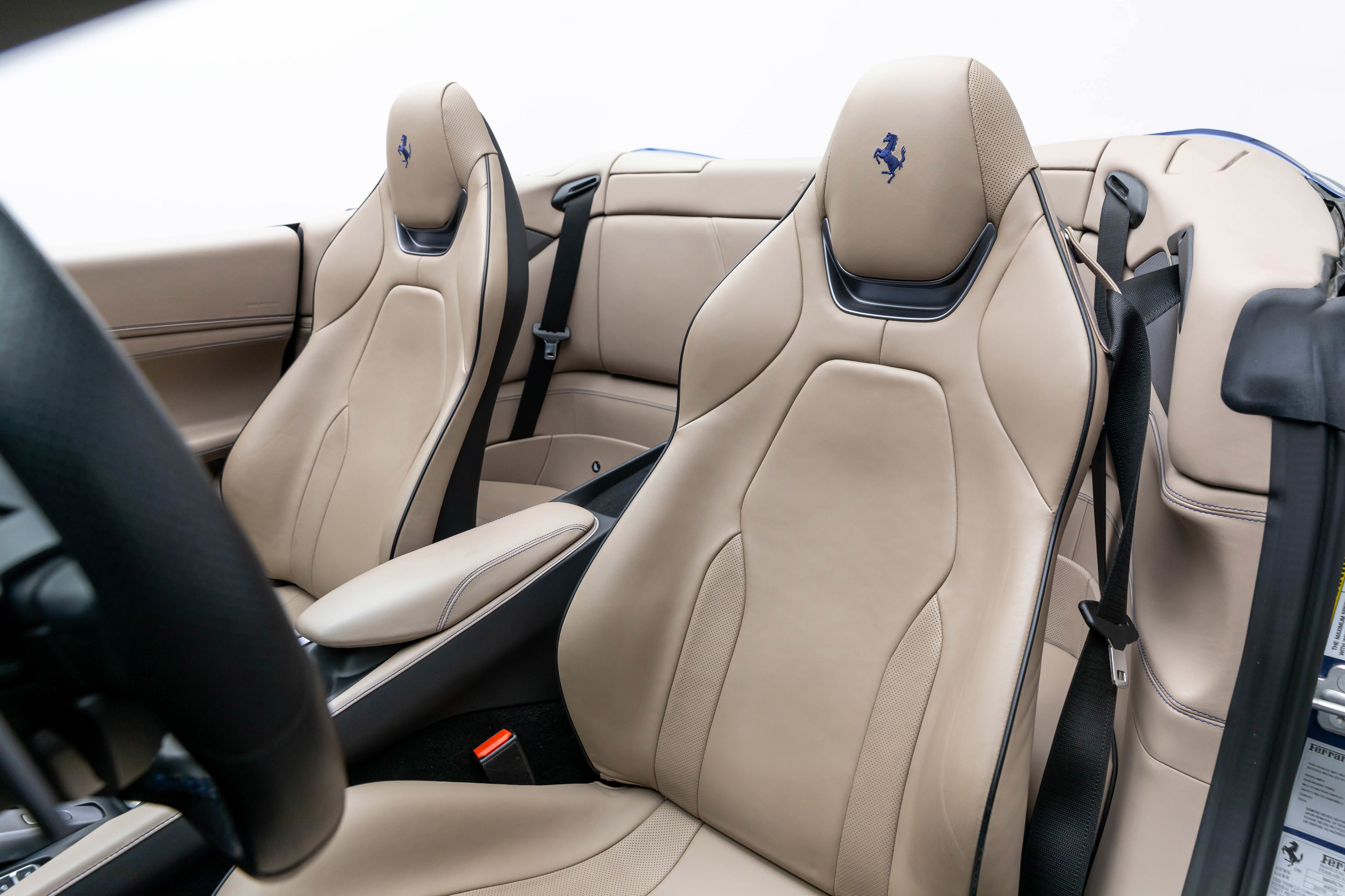 Certified 2019 Ferrari Portofino image 60