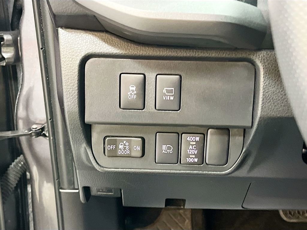 Used 2023 Toyota Tacoma TRD Sport w/ Advanced Technology Package image 10
