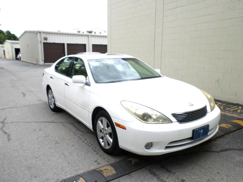 Used 2005 Lexus ES 330 image 2