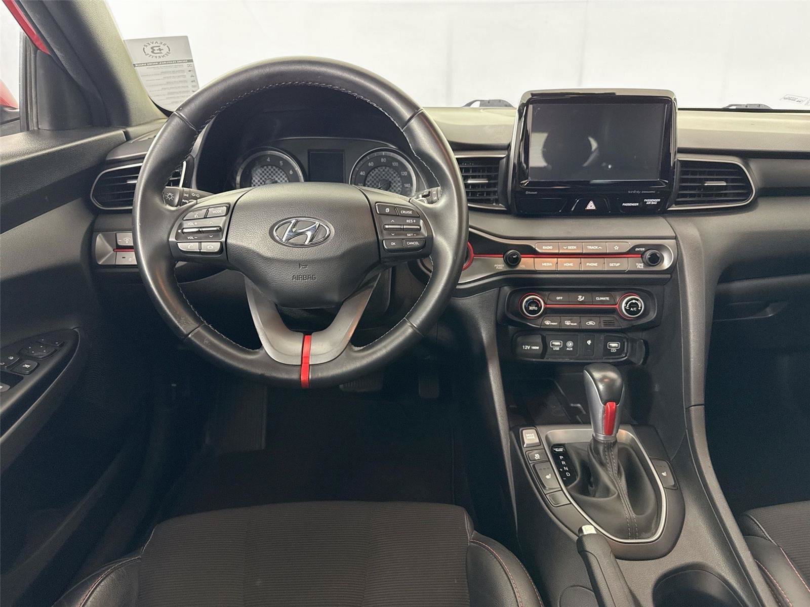 Used 2020 Hyundai Veloster 2.0 Premium FWD image 31