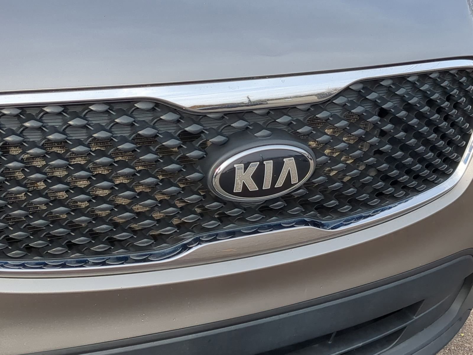 Used 2017 Kia Sorento LX image 13