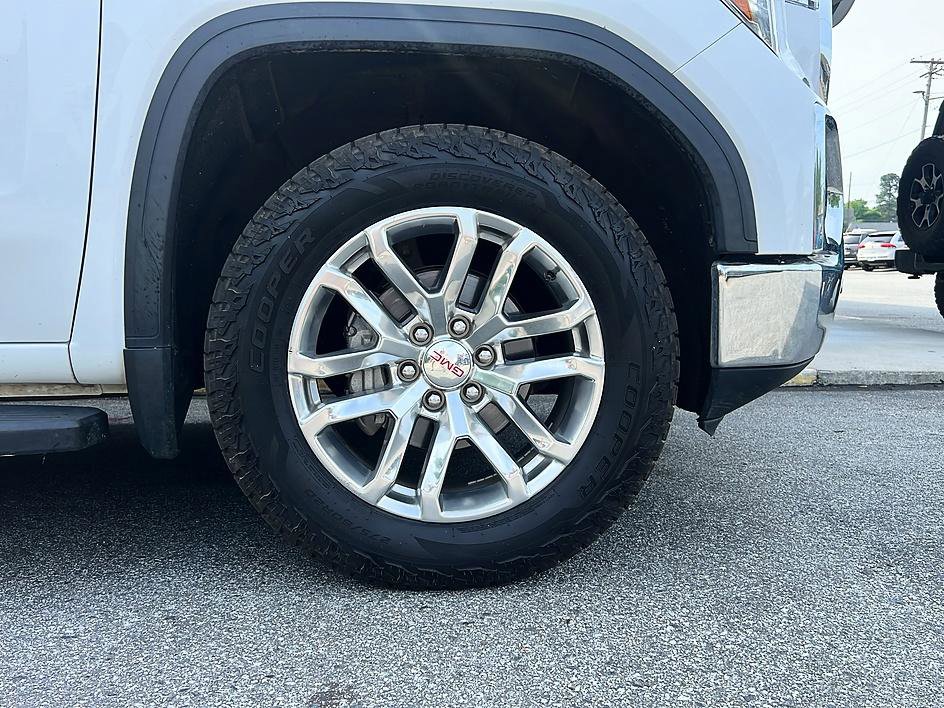 Used 2021 GMC Sierra 1500 SLT w/ SLT Premium Plus Package AWD/4WD image 24