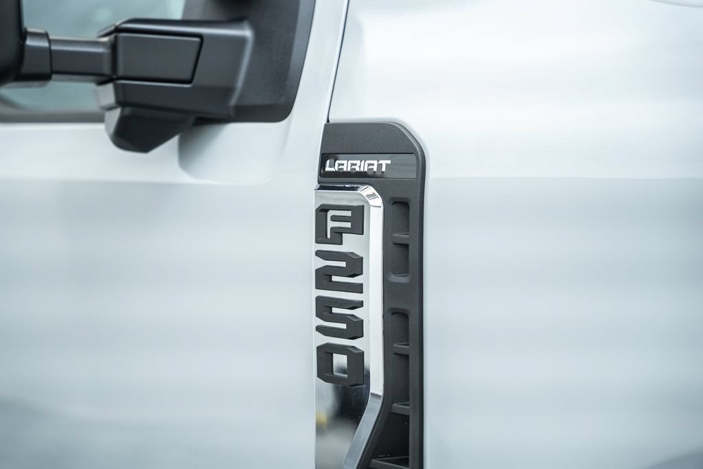New 2026 Ford F250 Lariat w/ Lariat Premium Package AWD/4WD image 15