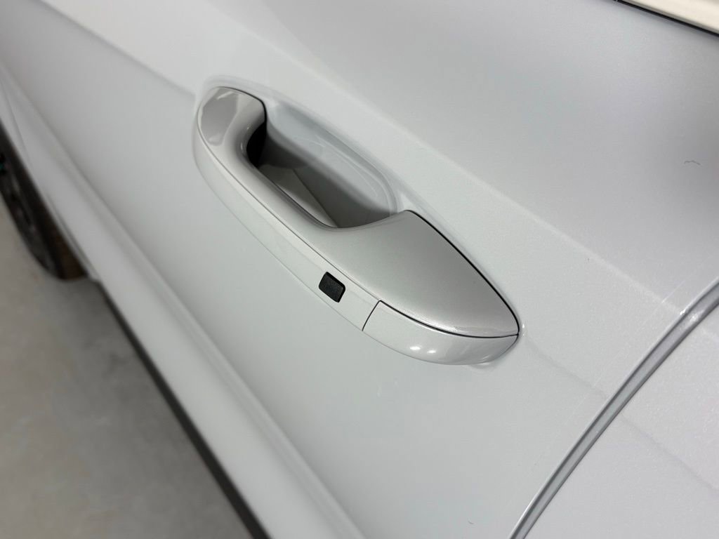 New 2026 Kia Sorento S image 12