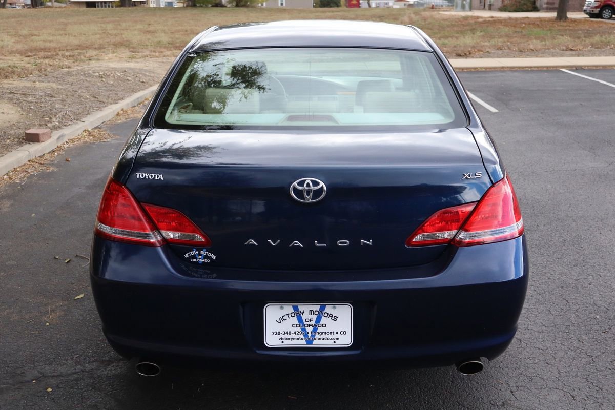 Used 2007 Toyota Avalon XL image 6