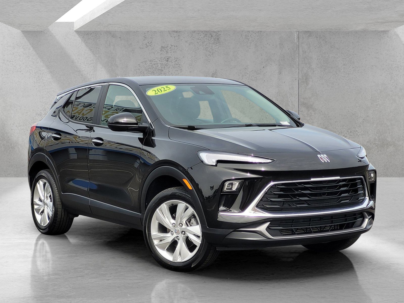 Used 2025 Buick Encore GX Preferred image 1