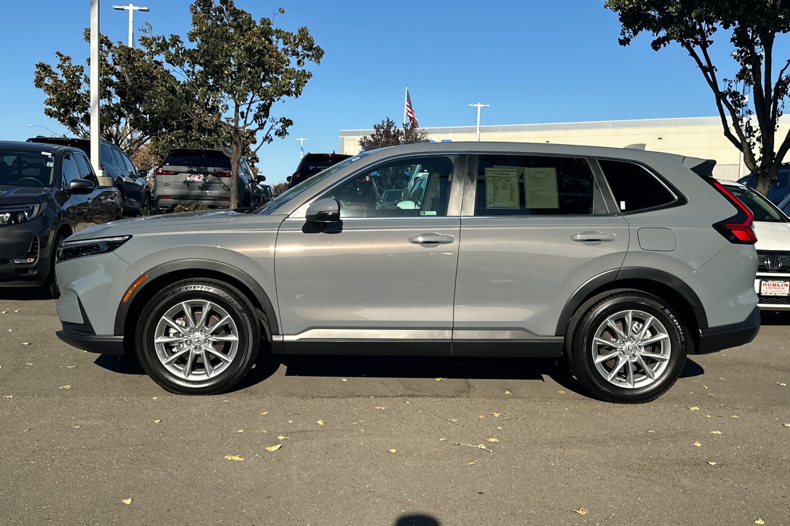 Used 2026 Honda CR-V EX image 7