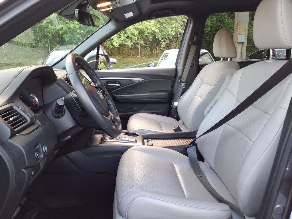 Used 2021 Honda Passport EX-L image 9