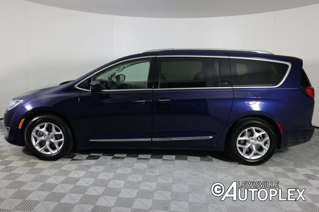 Used 2019 Chrysler Pacifica Touring-L Plus FWD image 8
