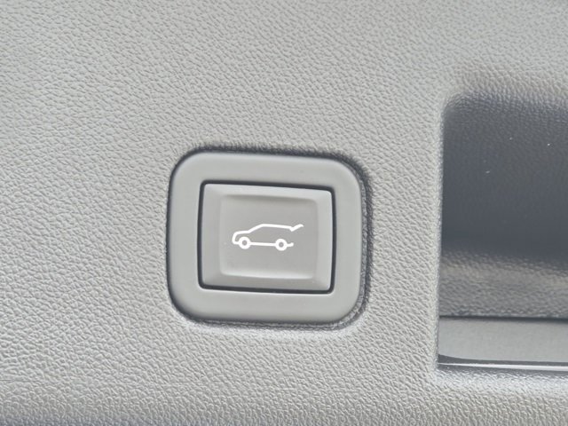 Used 2024 Chevrolet Equinox RS image 16