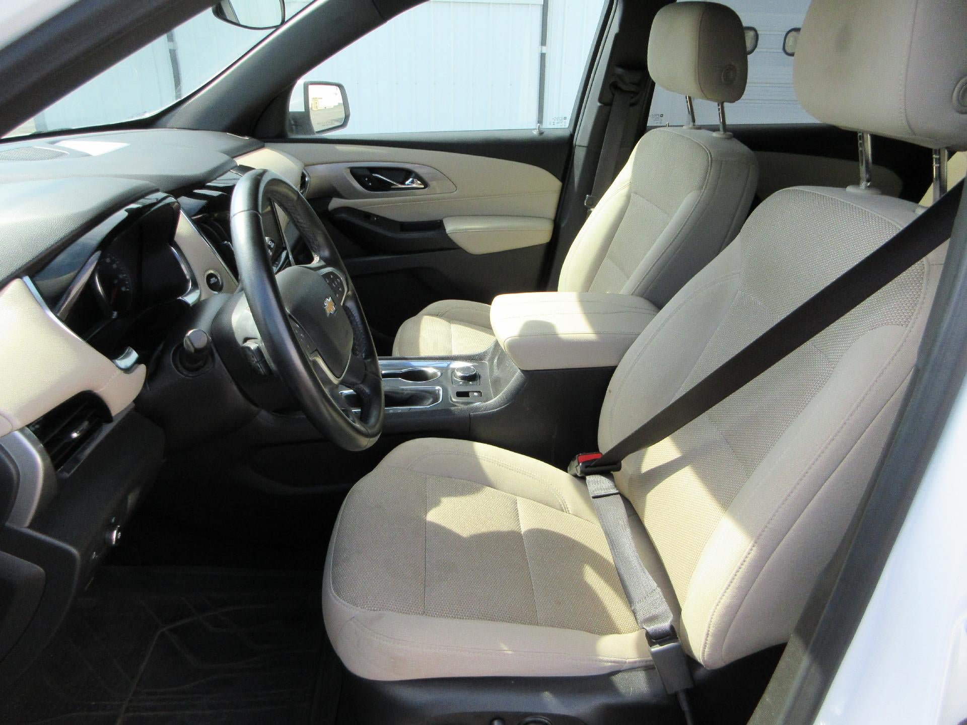 Certified 2023 Chevrolet Traverse LT AWD/4WD image 9