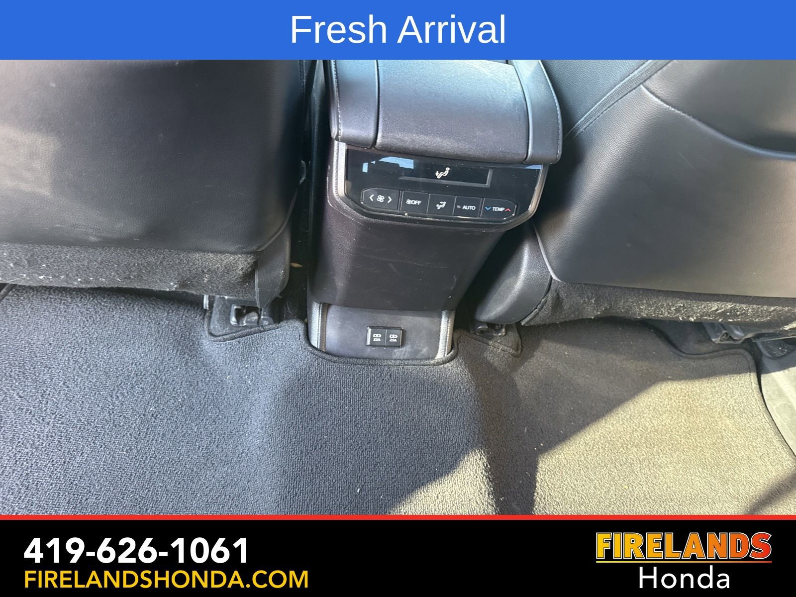 Used 2021 Toyota Highlander XLE image 32