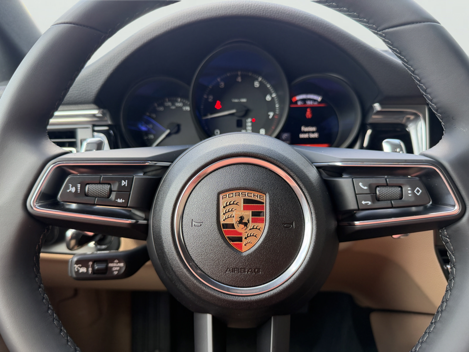 New 2026 Porsche Macan AWD/4WD image 35