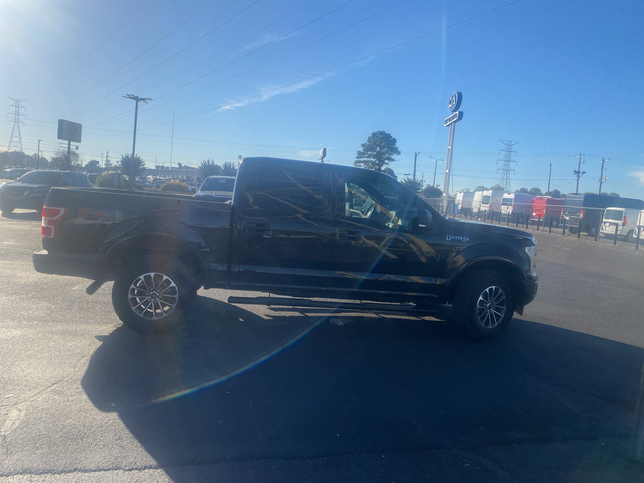 Used 2018 Ford F150 XLT w/ Equipment Group 302A Luxury AWD/4WD image 1