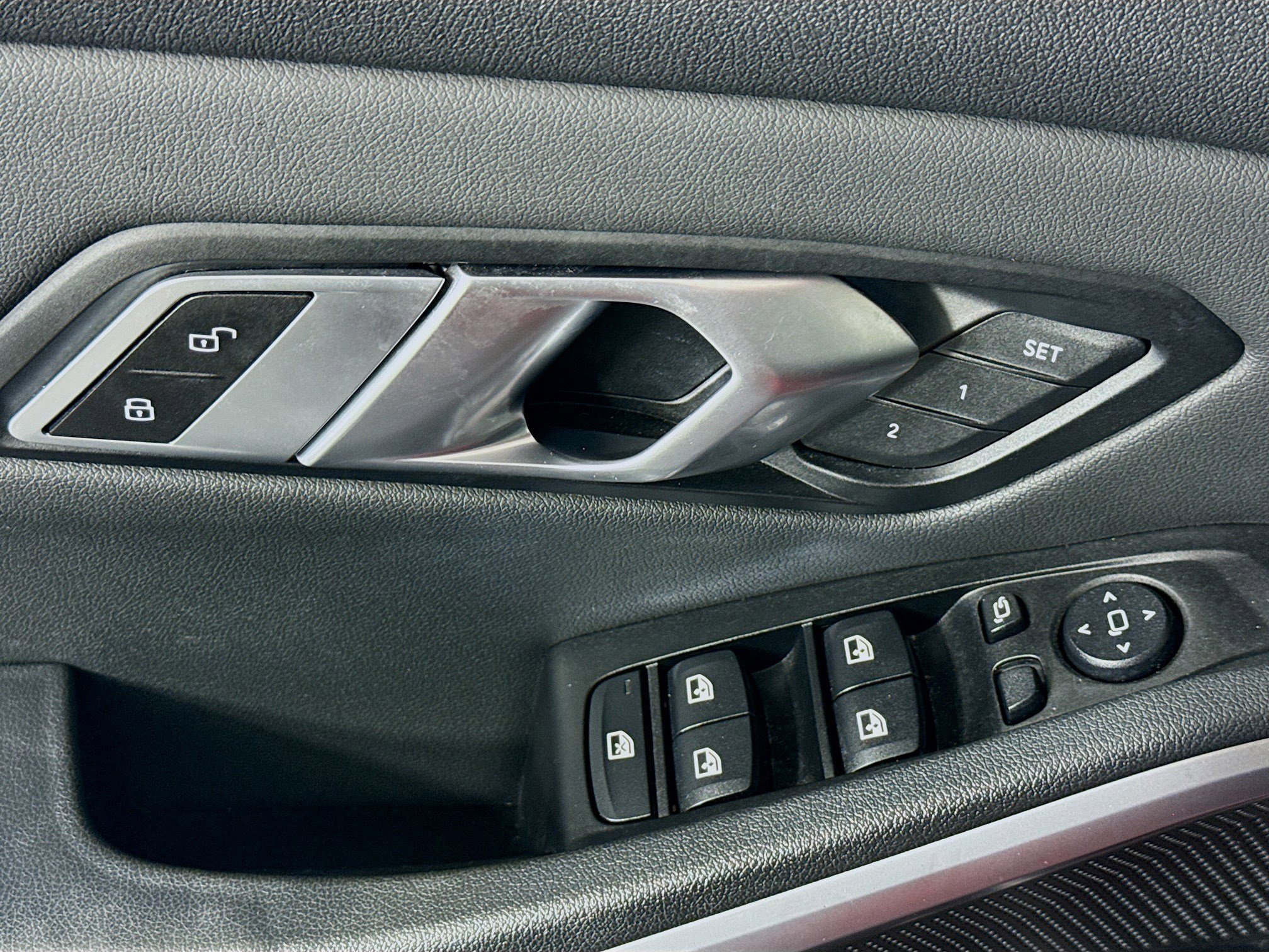 Used 2019 BMW 330i Sedan w/ Convenience Package image 24