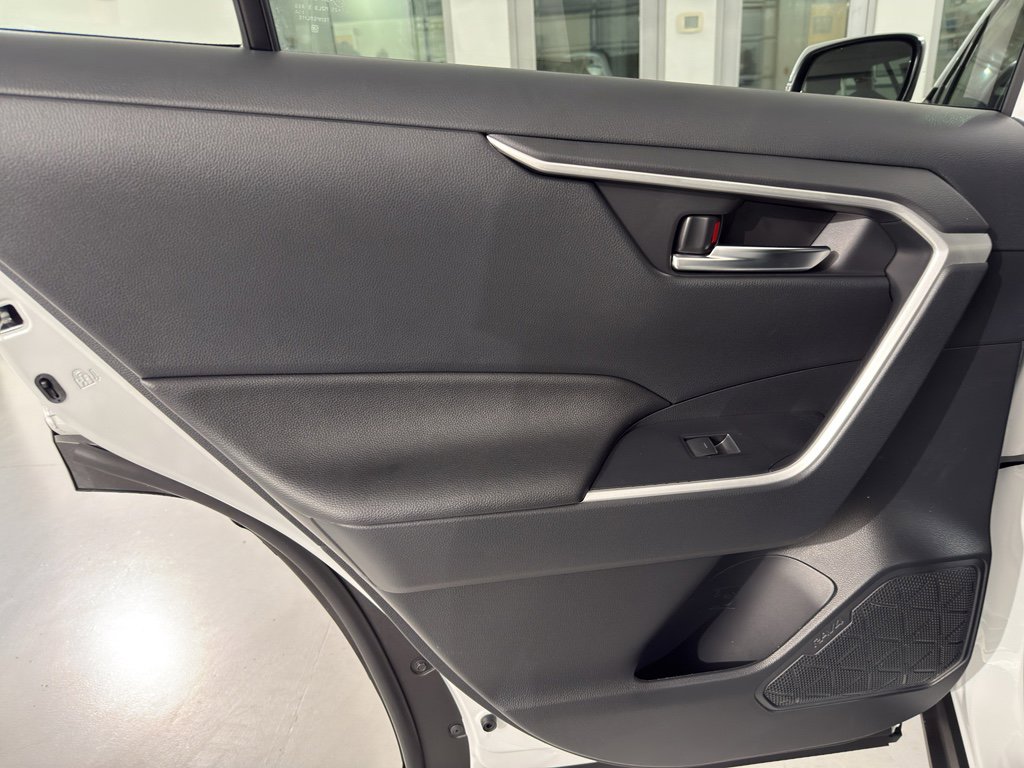 Used 2025 Toyota RAV4 XLE Premium image 16