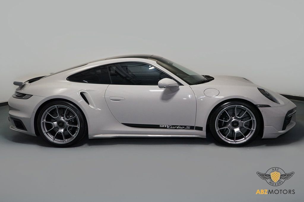 Used 2024 Porsche 911 Turbo S image 4