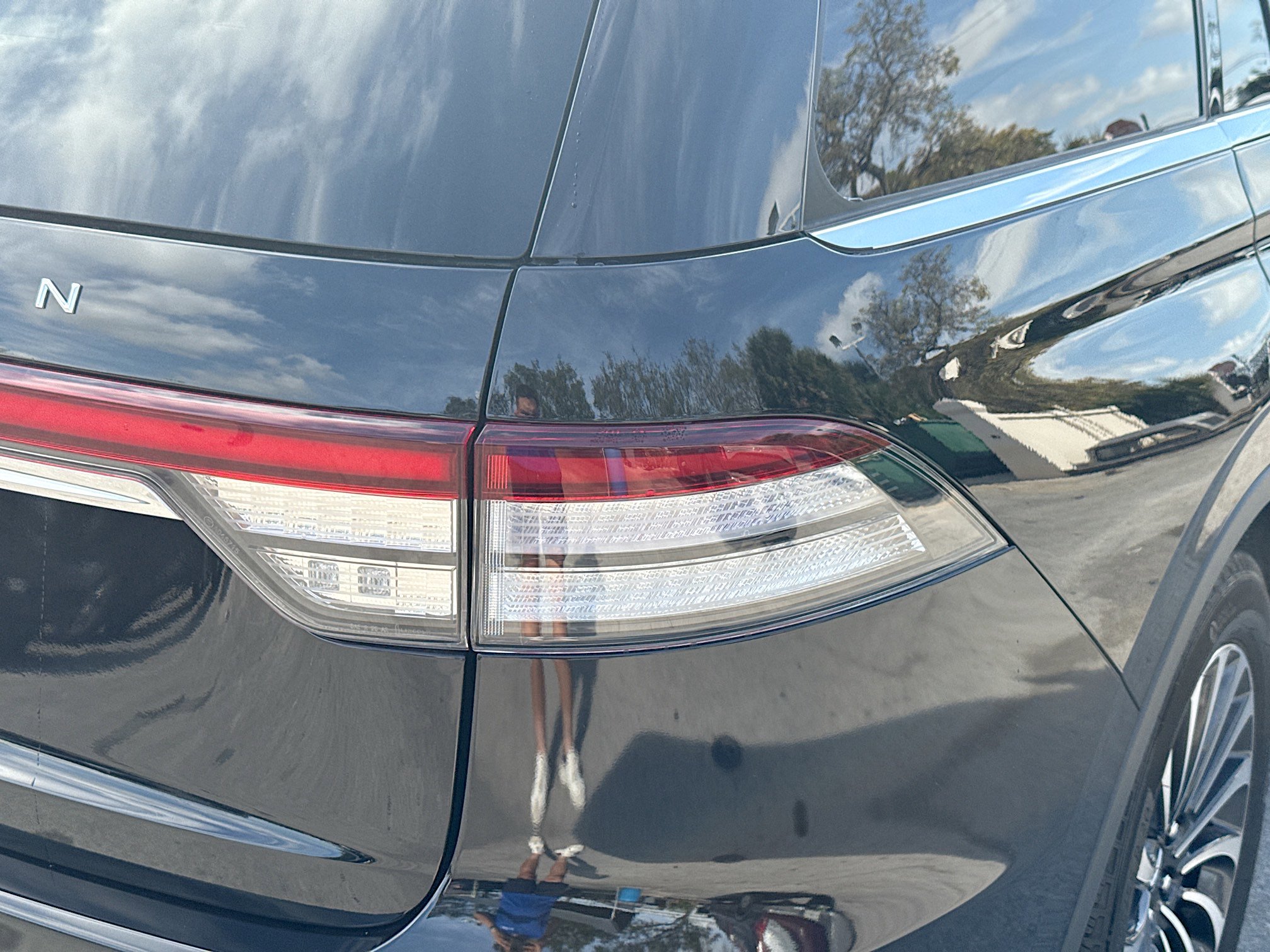 Used 2023 Lincoln Aviator Reserve w/ Equipment Group 201A image 28