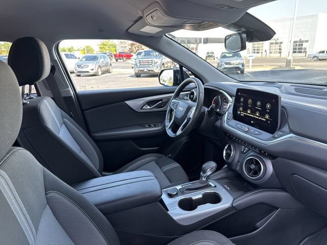 Used 2024 Chevrolet Blazer LT w/ Convenience Package FWD image 18