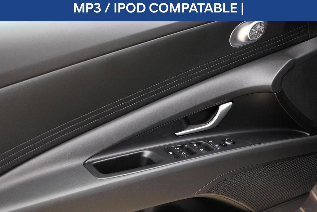 Used 2024 Hyundai Elantra SEL image 14