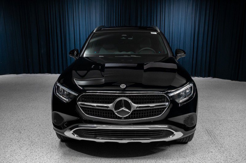 Certified 2026 Mercedes-Benz GLC 300 4MATIC image 2
