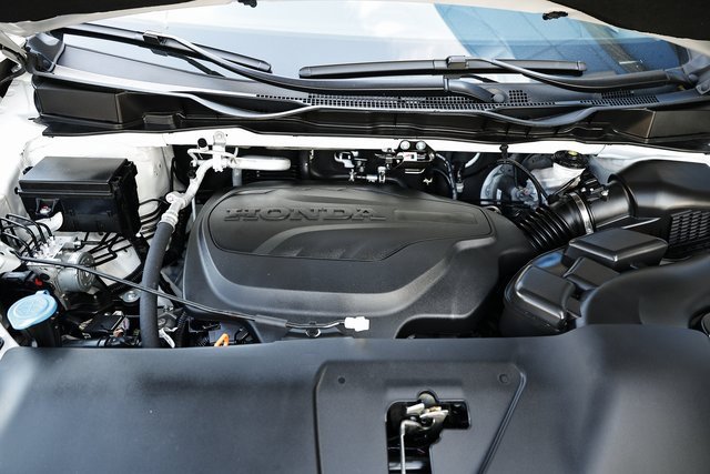 Certified 2025 Honda Odyssey Touring image 28