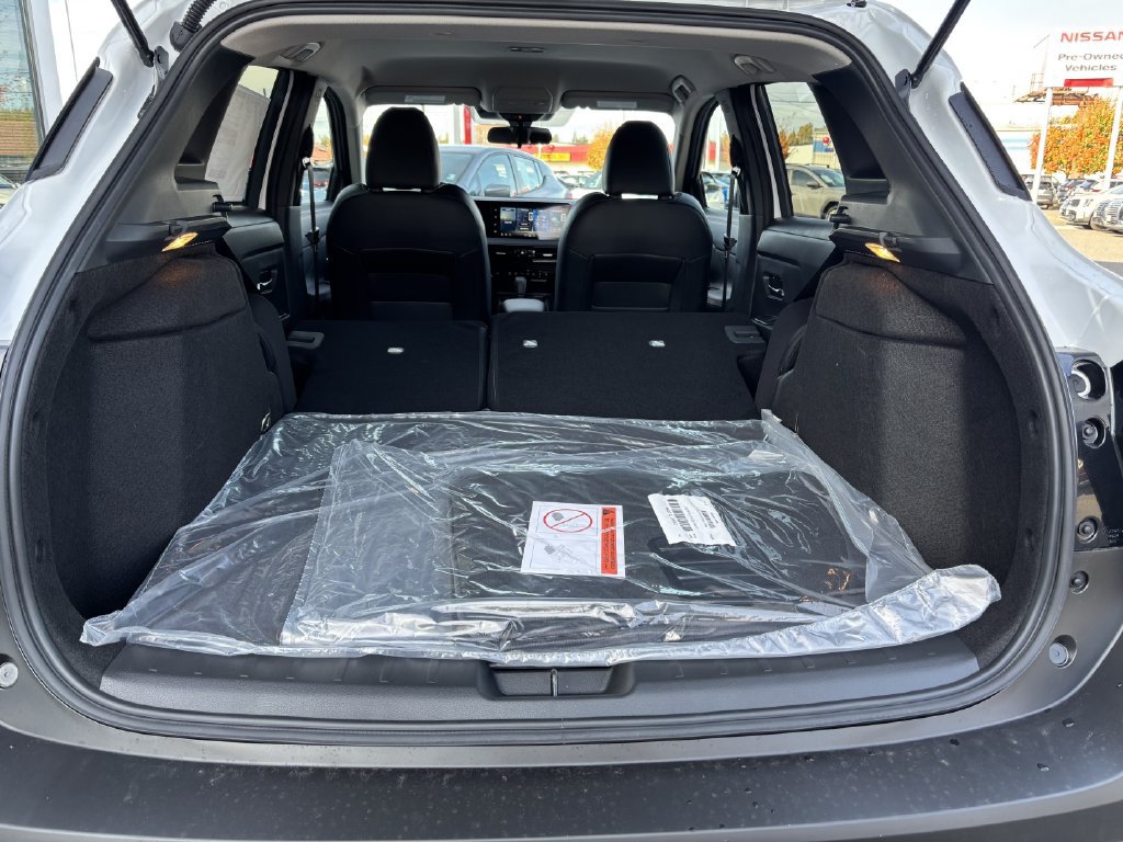 New 2027 Nissan Kicks SR AWD/4WD image 26