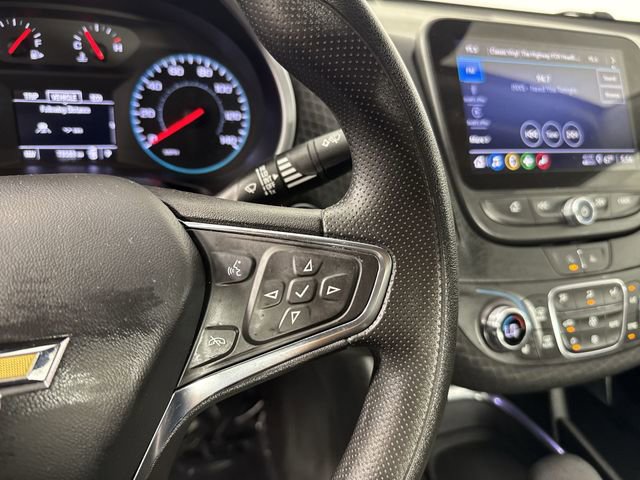 Used 2023 Chevrolet Malibu LT FWD image 13