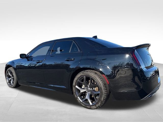Used 2023 Chrysler 300 S w/ Comfort Group image 9