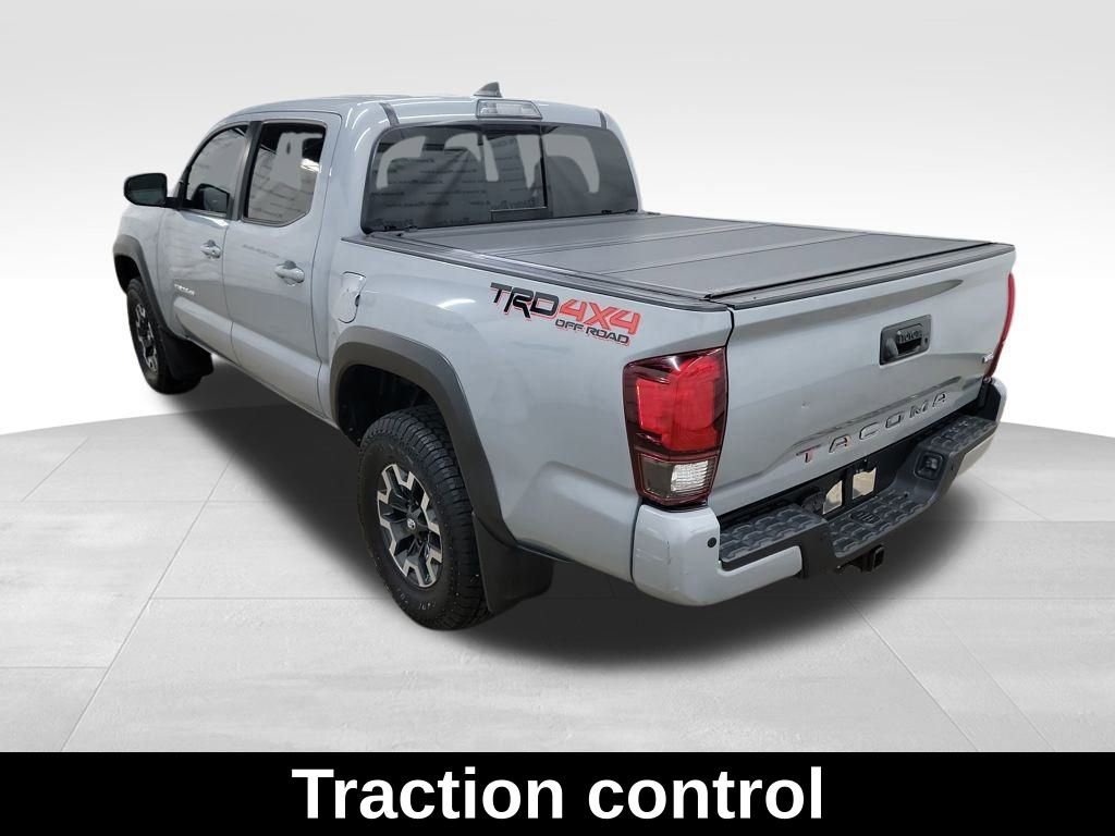 Used 2019 Toyota Tacoma TRD Off-Road image 5