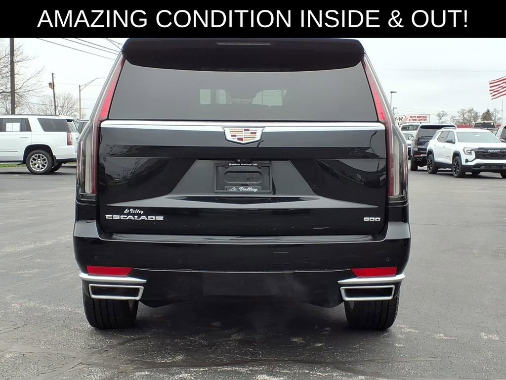 Used 2021 Cadillac Escalade Premium Luxury w/ Driver Assist Tech Package AWD/4WD image 24