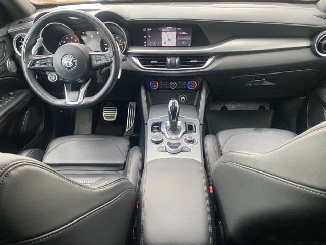 Used 2022 Alfa Romeo Stelvio Veloce image 46